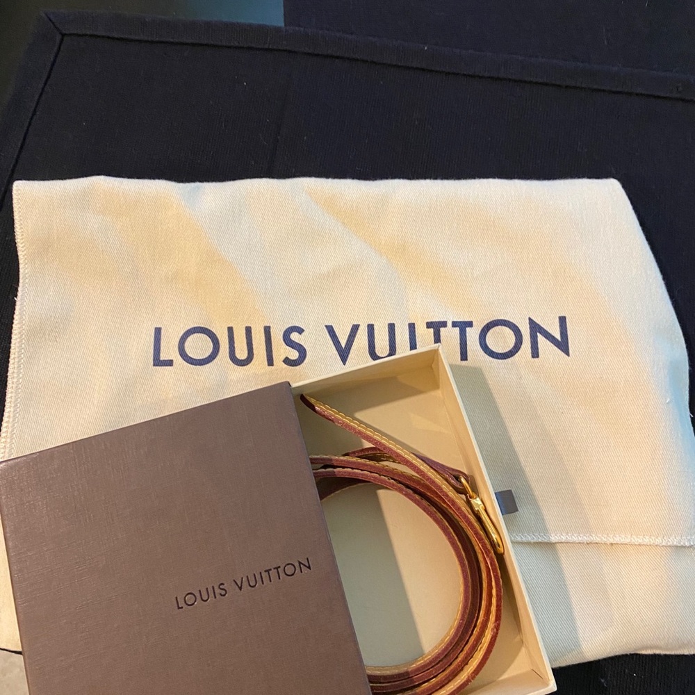 Louis Vuitton Crossbody Vachetta Strap